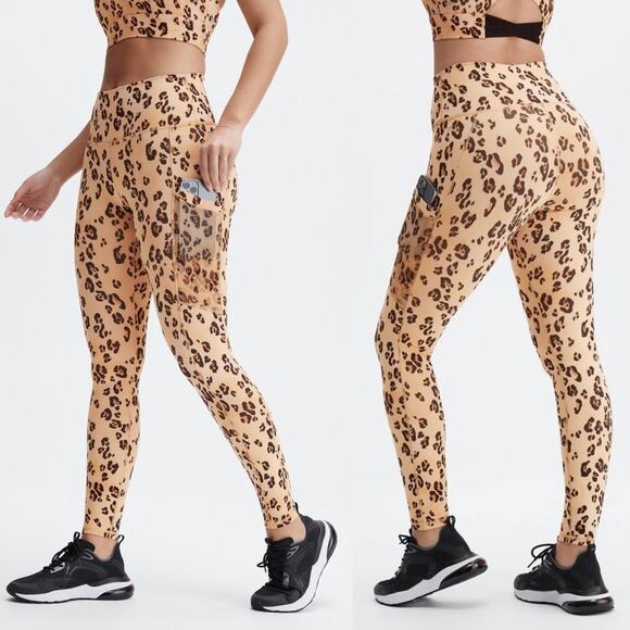 Fabletics Powerhold Women's Leopard On The Go Leggings Size Small NEW - Picture 1 of 13